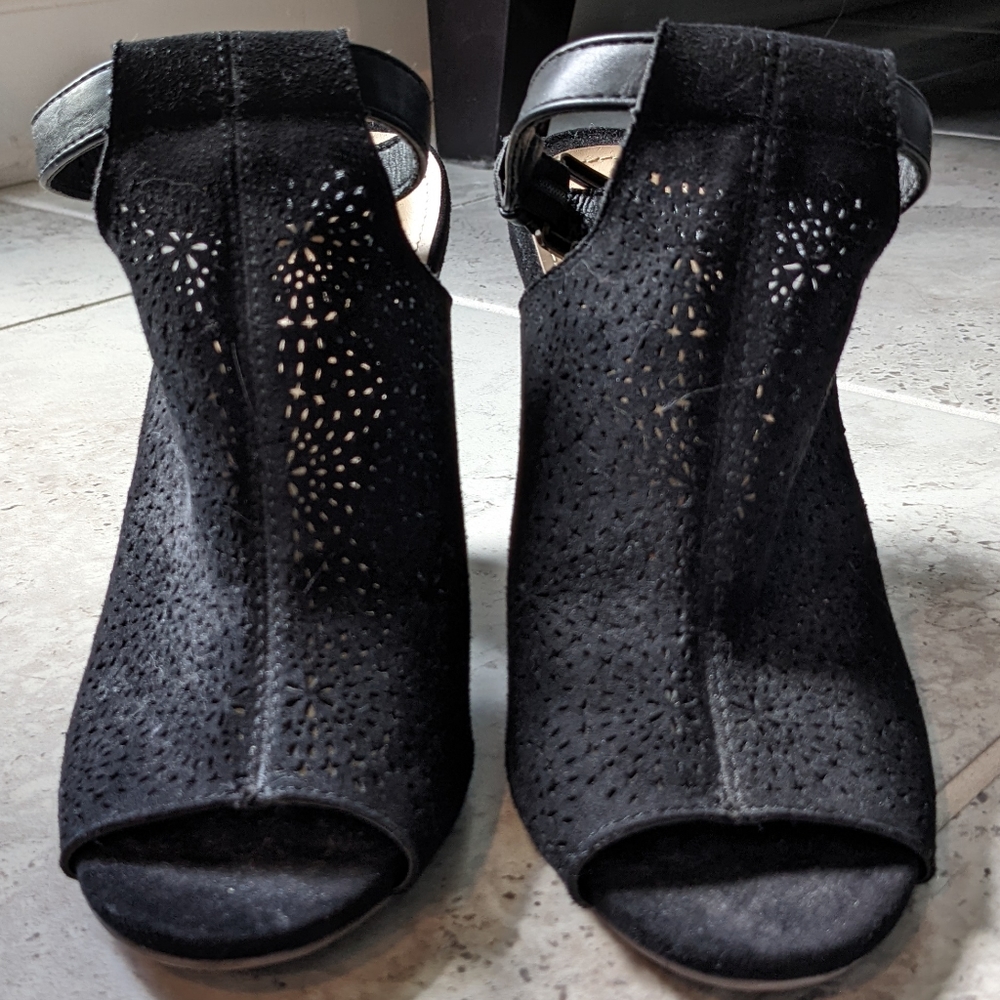 JustFab Azalea Ankle Boot Black and Brown - Women's size 7.5